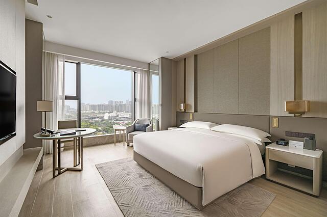 DoubleTree Shenzhen Nanshan Hotel & Residences