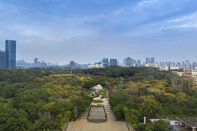 DoubleTree Shenzhen Nanshan Hotel & Residences