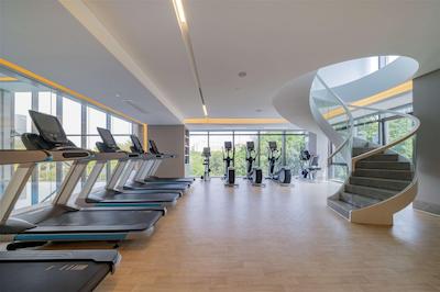 DoubleTree Shenzhen Nanshan Hotel & Residences