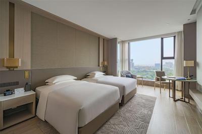 DoubleTree Shenzhen Nanshan Hotel & Residences