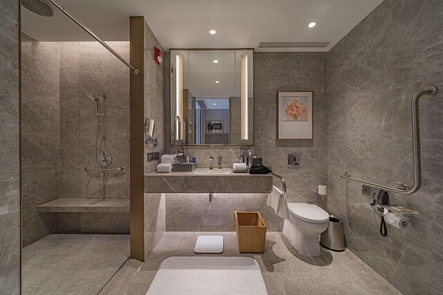 DoubleTree Shenzhen Nanshan Hotel & Residences