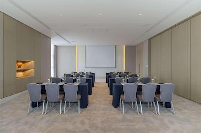 DoubleTree Shenzhen Nanshan Hotel & Residences