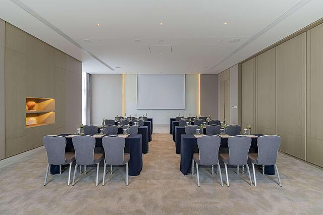 DoubleTree Shenzhen Nanshan Hotel & Residences