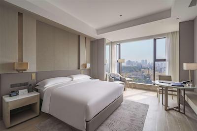 DoubleTree Shenzhen Nanshan Hotel & Residences