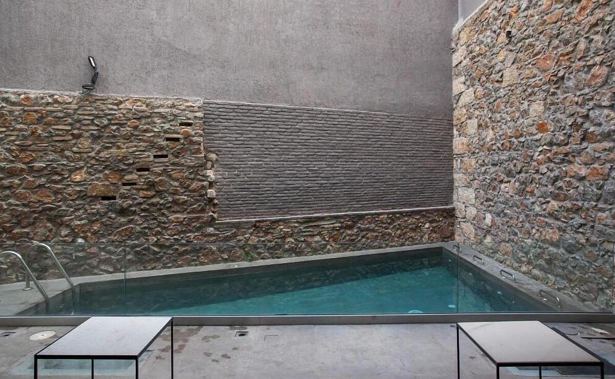 Art Suites Korai
