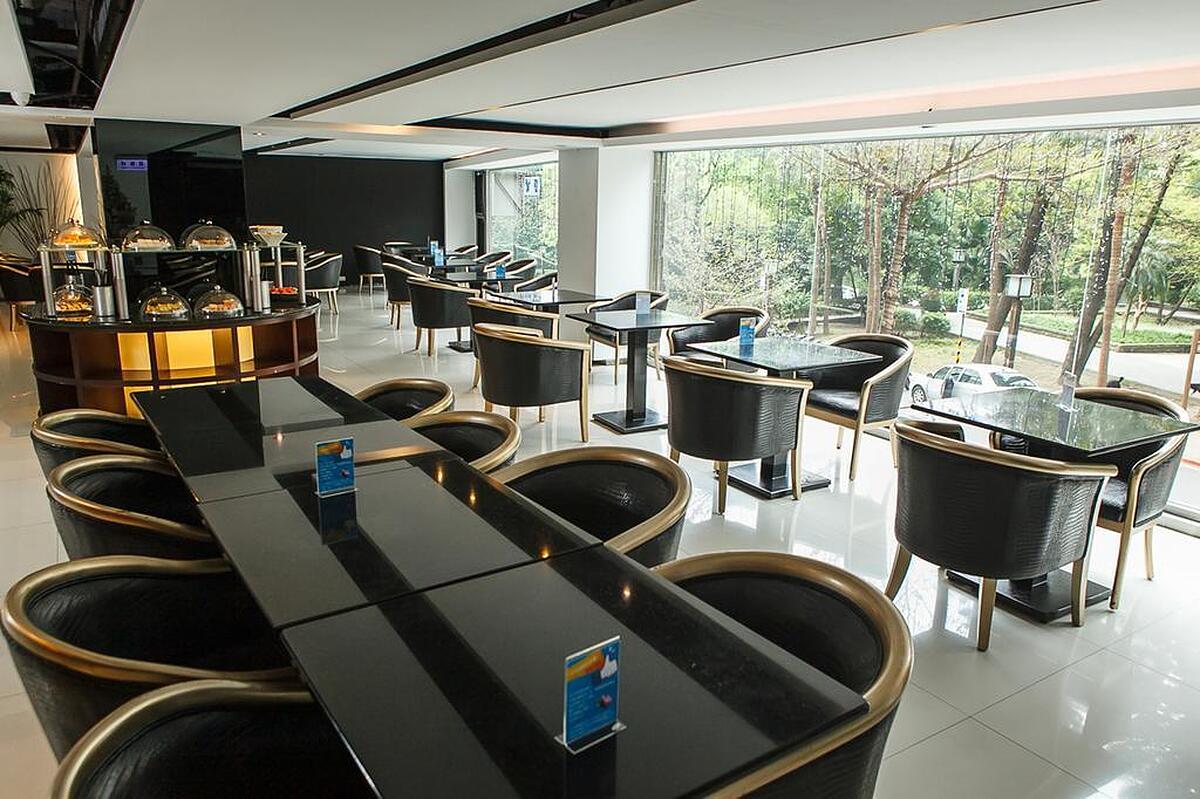 Jbg Hotspring Resort Hotel