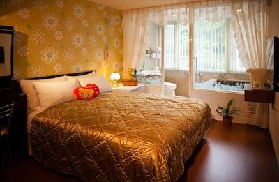 VALENTINE SPA ACCOMMODATION