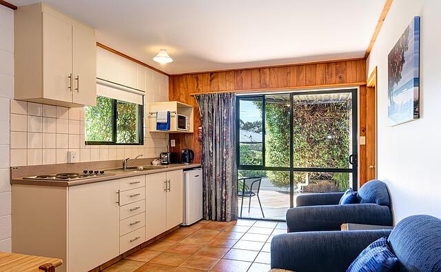 KAITERI MOTELS AND APARTMENTS