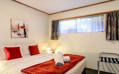 KAITERI MOTELS AND APARTMENTS