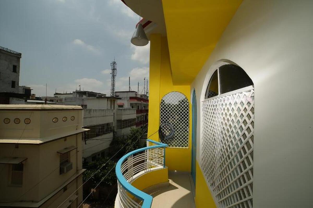ROADHOUSE HOSTELS VARANASI