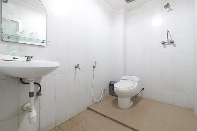 Hotel Antariksa