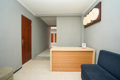 OYO 331 Osuko Residence