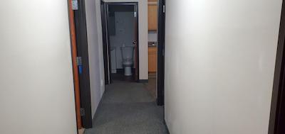 Nettys Nest Visitor Lodge