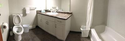 Nettys Nest Visitor Lodge