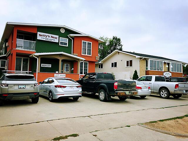 Nettys Nest Visitor Lodge