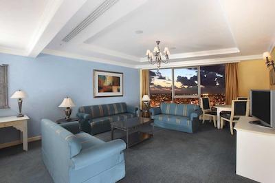 هیلتون بیروت هبتور گرند