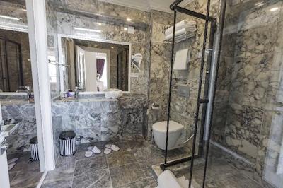 Andalouse Elegant Suit Hotel