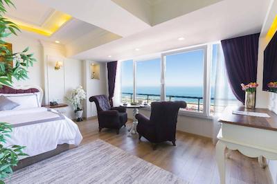 Andalouse Elegant Suit Hotel