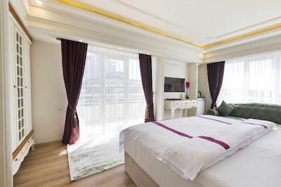 Andalouse Elegant Suit Hotel