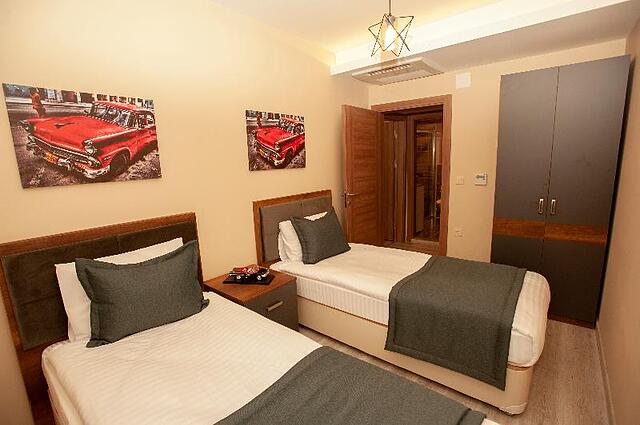 Empula Hotel & Residences