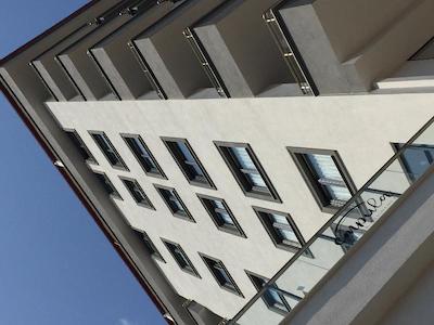 Empula Hotel & Residences