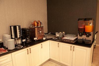 Empula Hotel & Residences