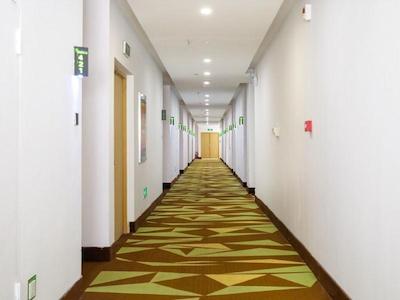 VATICA JIANGSUJIANGUO ROAD XUANWU MARKET HOTEL