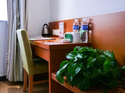 VATICA JIANGSUJIANGUO ROAD XUANWU MARKET HOTEL