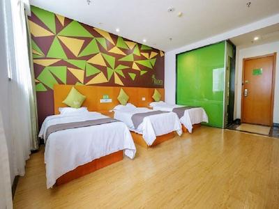 VATICA JIANGSUJIANGUO ROAD XUANWU MARKET HOTEL