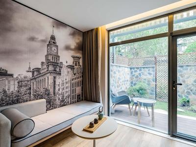 Atour Hotel Stone Island Weihai