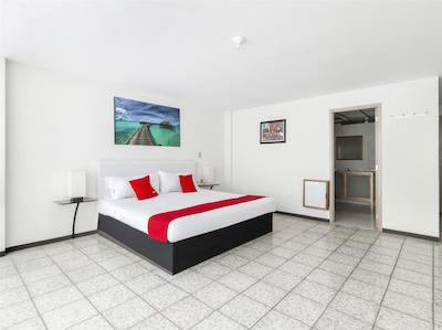 اویو هتل دل لیانتو