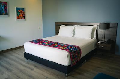 ملیک هتل بوتیک