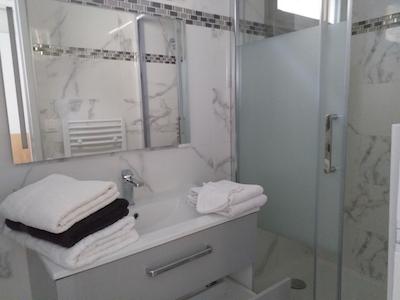 چمبر دو جاردین فلوری