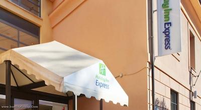 هالیدی این اکسپرس رم سان جیوانی