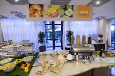 هالیدی این اکسپرس رم سان جیوانی