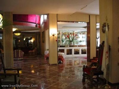 گرند هتل هرمیتیج