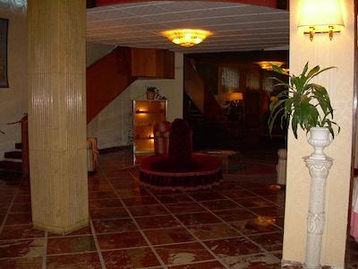 گرند هتل هرمیتیج