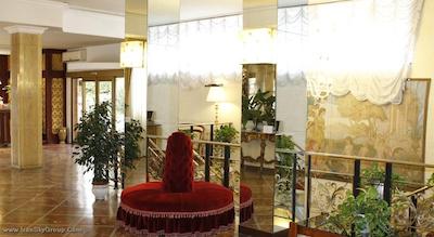 گرند هتل هرمیتیج