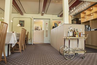 هتل ای آرسلوز کی رو