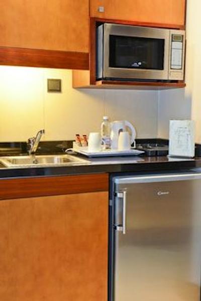 کورال سوئیتس الحمرا