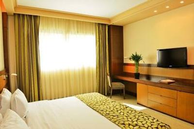 کورال سوئیتس الحمرا