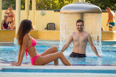 رادولف هتل هاجدا اسزوبوزسیلا