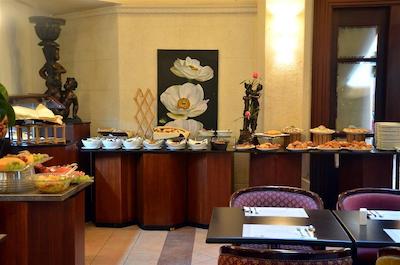 گلدن تولیپ سرنادا