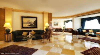 بلا ریوا سوئیت هتل