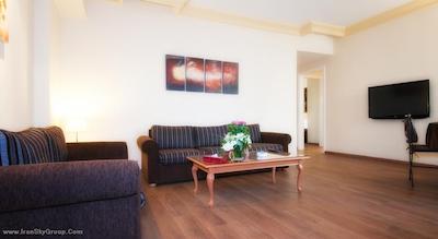 بلا ریوا سوئیت هتل