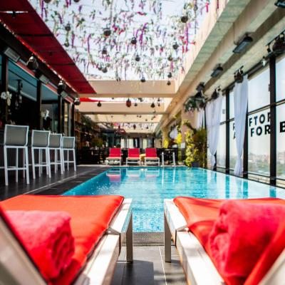 اسمالویل هتل