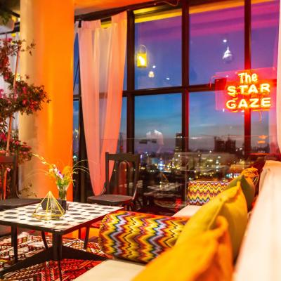 اسمالویل هتل