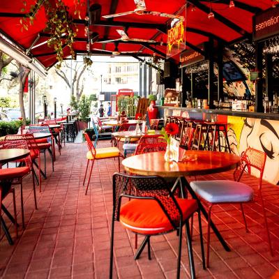 اسمالویل هتل