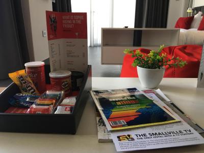 اسمالویل هتل