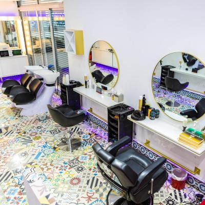 اسمالویل هتل